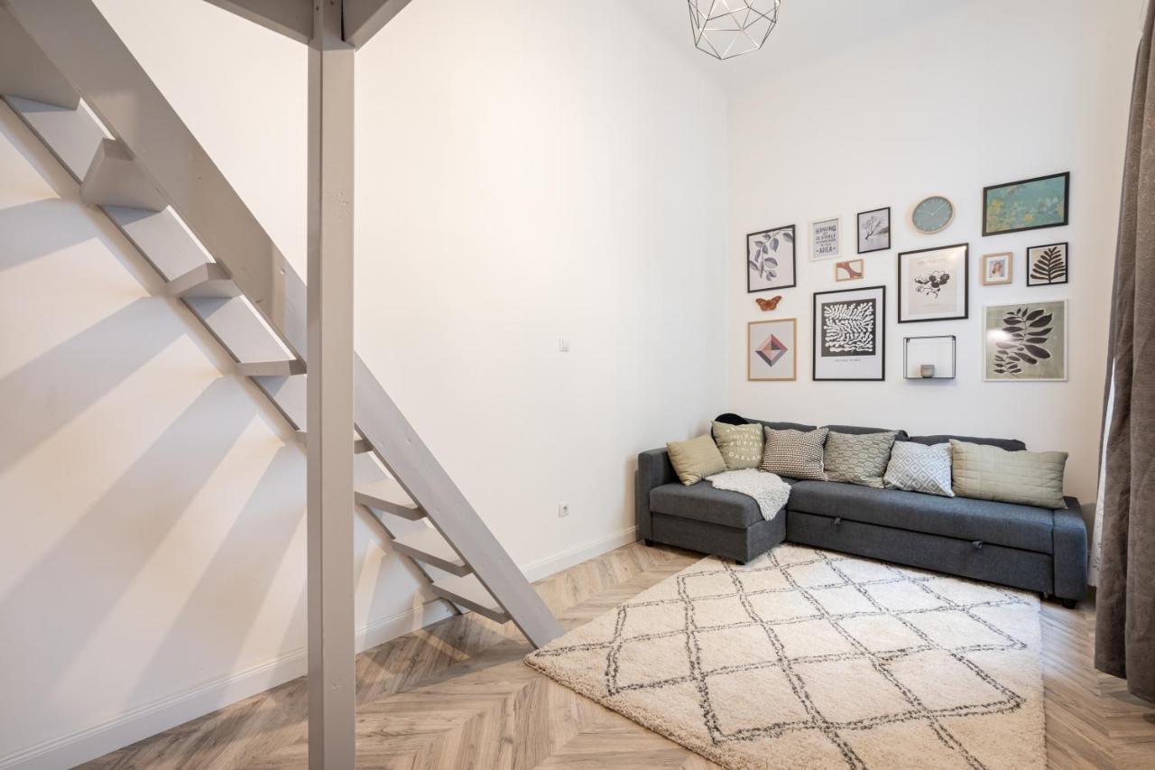Apartment Atmos Glare Budapest
